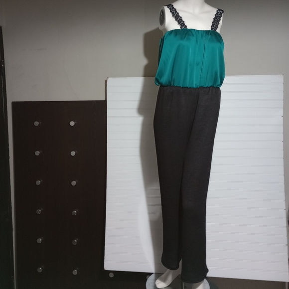 NWT | LA CHICA DE ORO | M JUMPSUIT - Picture 11 of 11